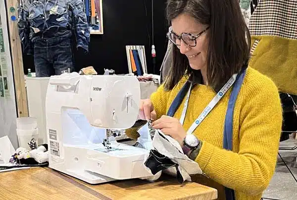 Couturiere et creatrice de vêtement fait en France